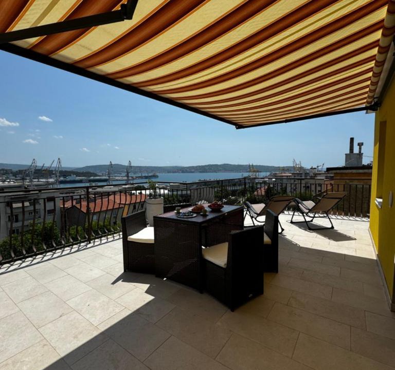 Barriera Vecchia-San Giacomo Apartment | BeAttic