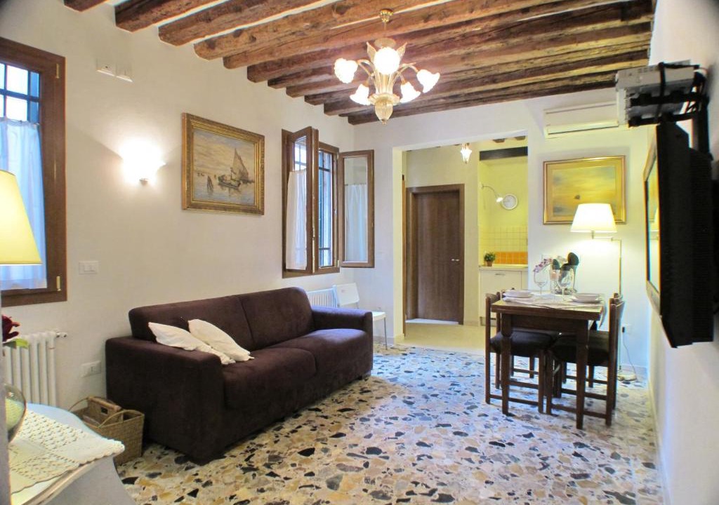 Dorsoduro Apartment | Ca Guardiani