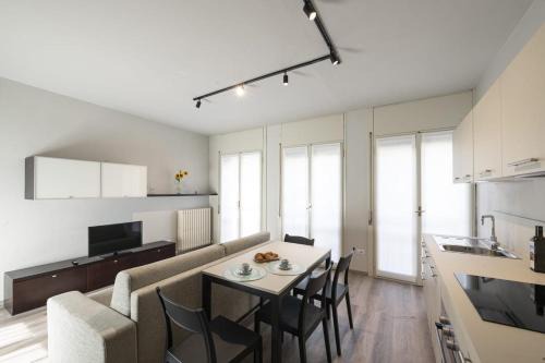Pella House | Casa Celeste