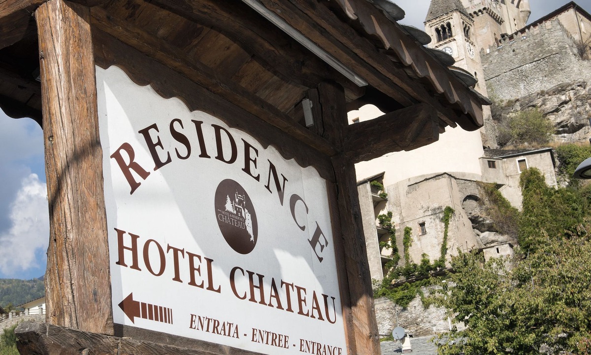Saint-Pierre Hotel | Chateau