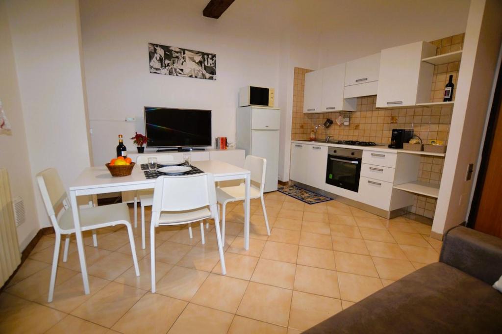 Old Town Apartment | Storchi 417