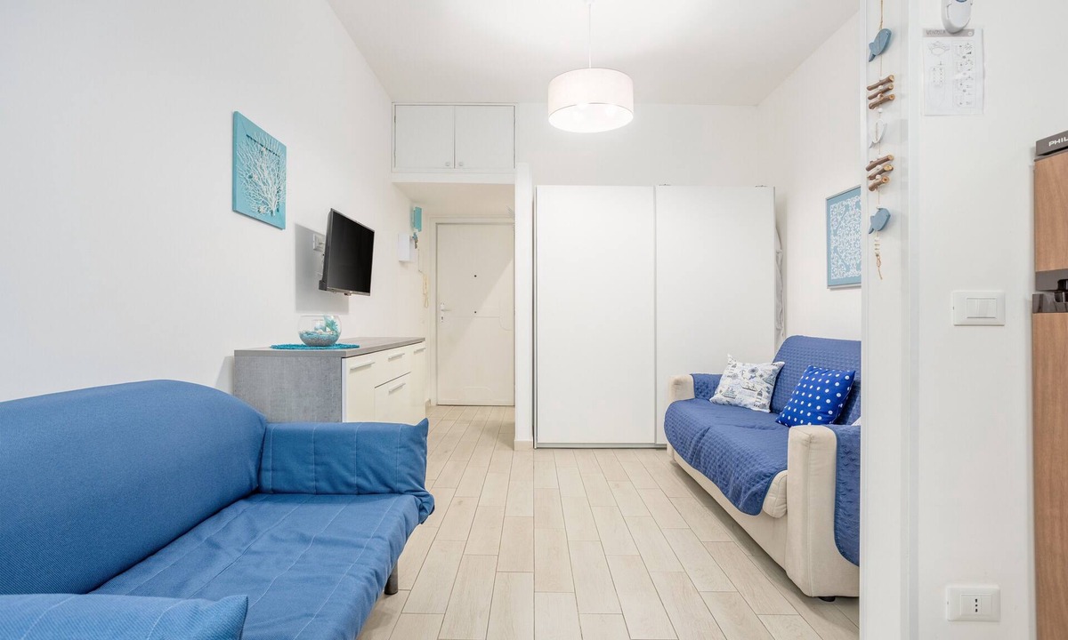 Mondello Apartment | Studio 'Flat Blu Palermo Mondello' with Shared Pool, Shared Terrace, and Air Conditioning