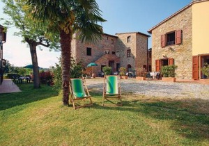 Apt 16B in Querce