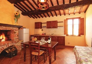Apt 16B in Querce