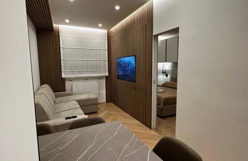 Central Station Apartment | Bilocale luxury a 50 mt dalla stazione di Milano