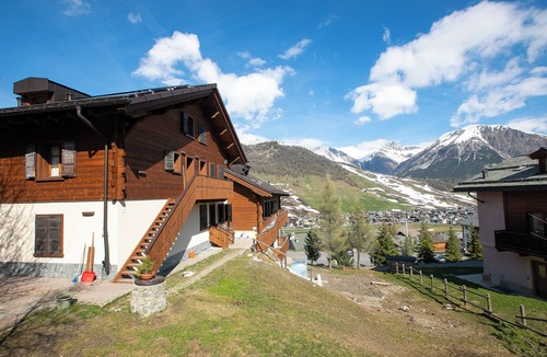 Teola Apartment | Casa Ciuk, Livigno, Italy