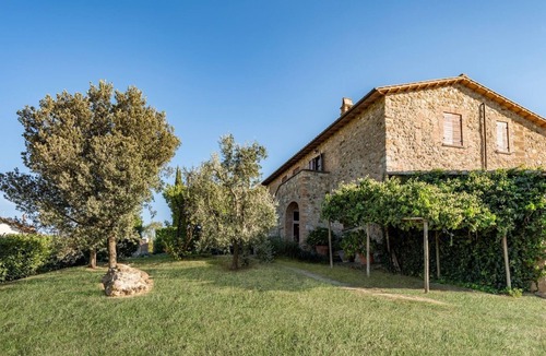 Castel del Piano Villa | Casale Montenero In Castel del Piano, Tuscany