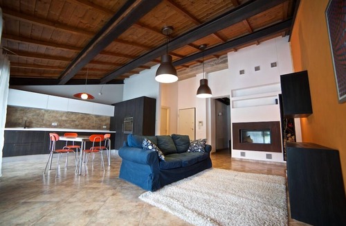 Borgo San Lorenzo Apartment | charm and history in Mugello, with swimming pool, 30 minutes from Florence
