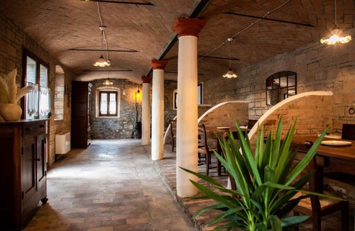 Canossa Bed & Breakfast | Dimidium