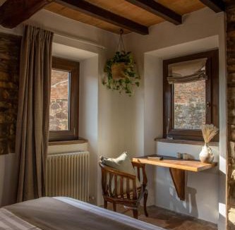 Canossa Bed & Breakfast | Dimidium