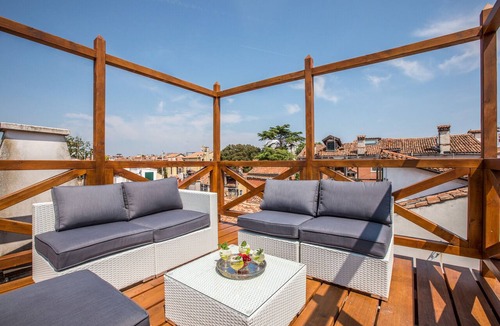 Dorsoduro Apartment | Gondolieri Luxury Apartment