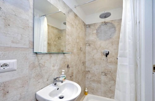 Trastevere Apartment | Happiness