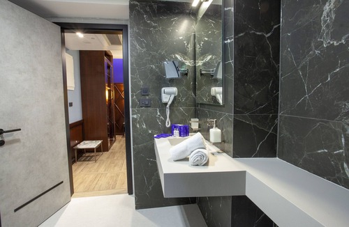 Trieste Old Town Hotel | Hotel Solun
