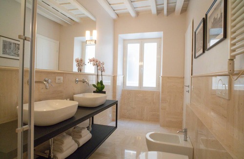 Rione XI Sant'Angelo House | Kame Hall