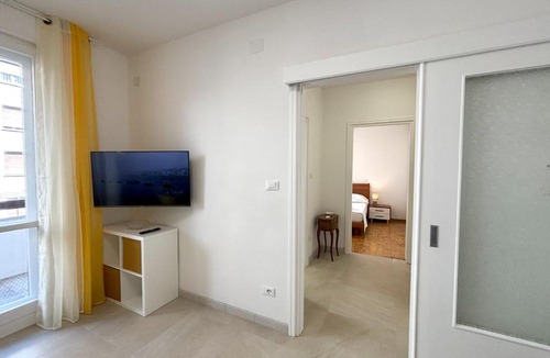 Barriera Vecchia-San Giacomo Apartment | Lemonade