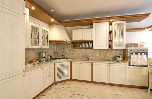 Carrara House | Lovely home in Codena
