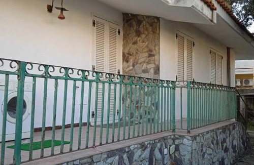 Assemini House | M P Home