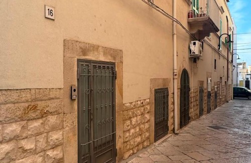 Molfetta Apartment | MaryClouBert-Home