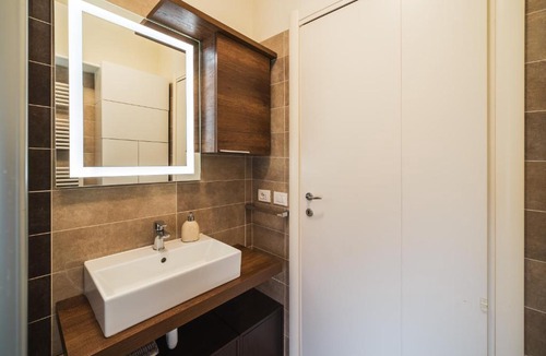 Marina Centro Apartment | [Rimini - 200mt dal mare] Moderno appartamento con ampio giardino