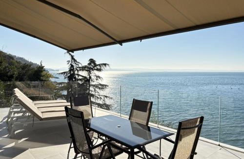 Altipiano Ovest Apartment | Seaside Escape