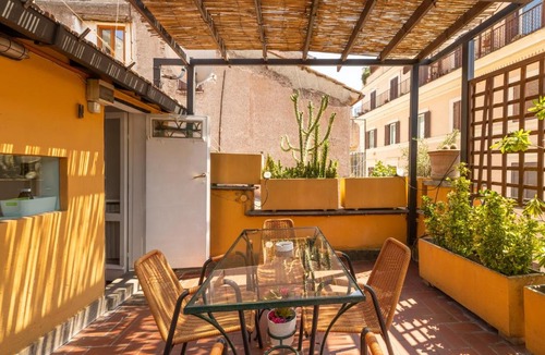 Rione V Ponte Apartment | Smart Lodging Sky