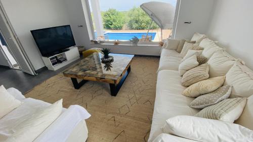 Binibequer Vell Villa | Villa ECLIPSE