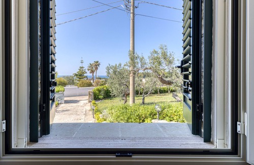 Marina di Pescoluse Villa | Villa Elena with Sea View, Wi-Fi and Air Conditioning