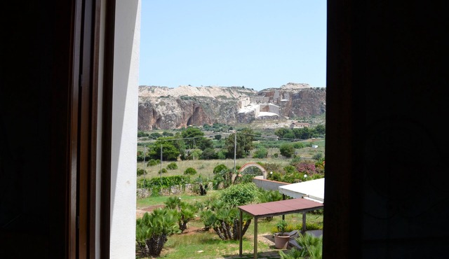 CALA BUGUTO hotel