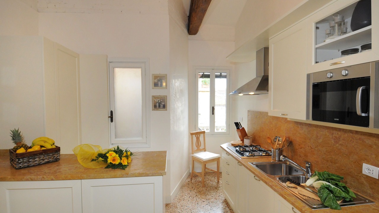 Photo of Kitchen in Dorsoduro
