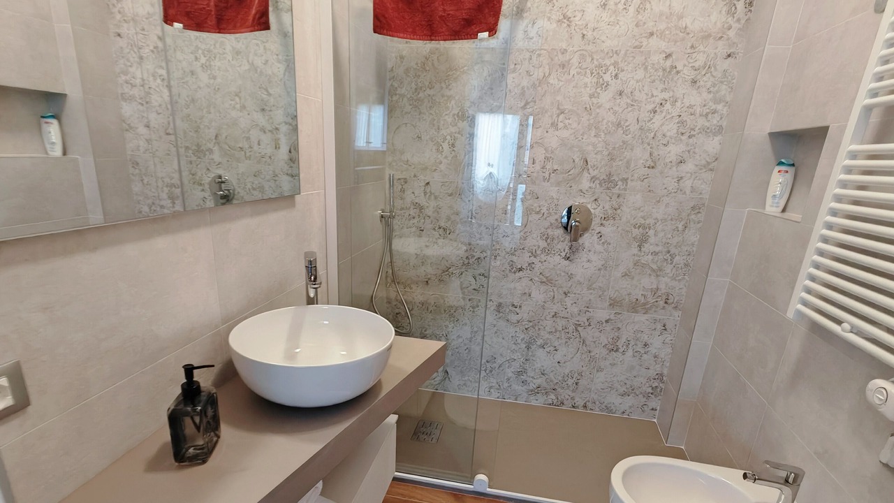 Photo of Bathroom in Corno