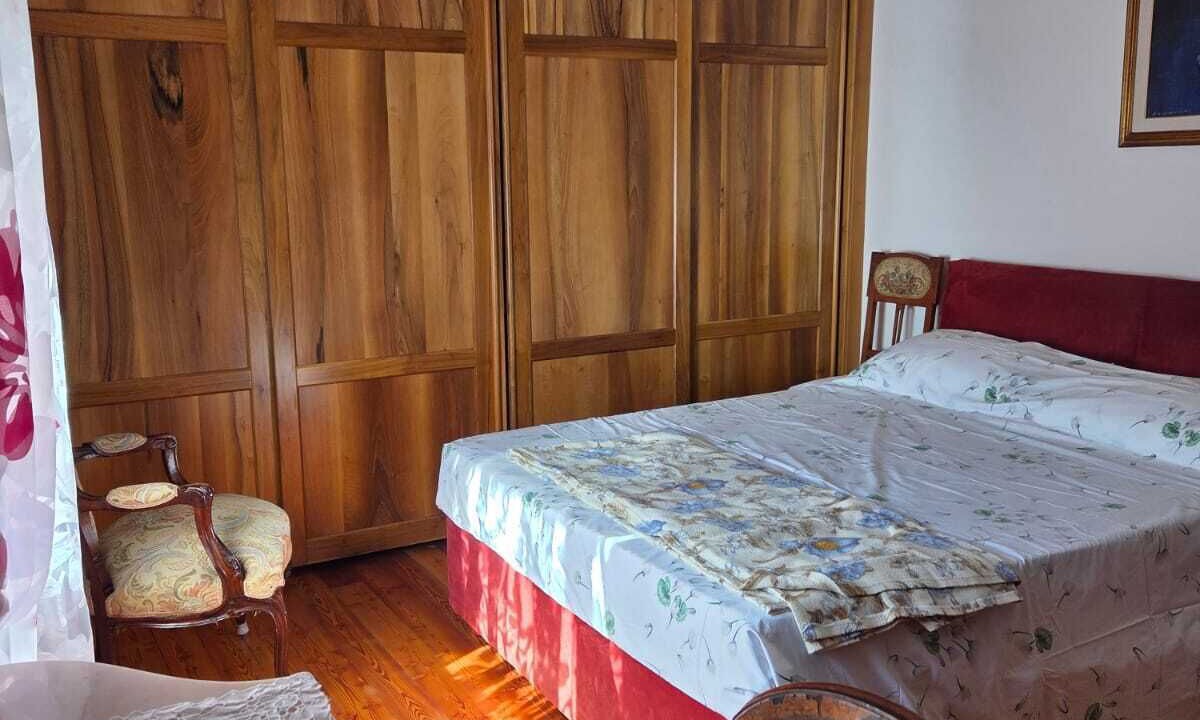 Photo of Bedroom in San Colombano Certenoli