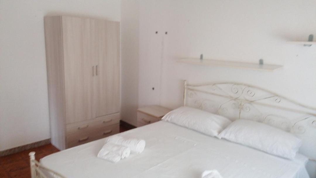 Photo of Bedroom in Parabita