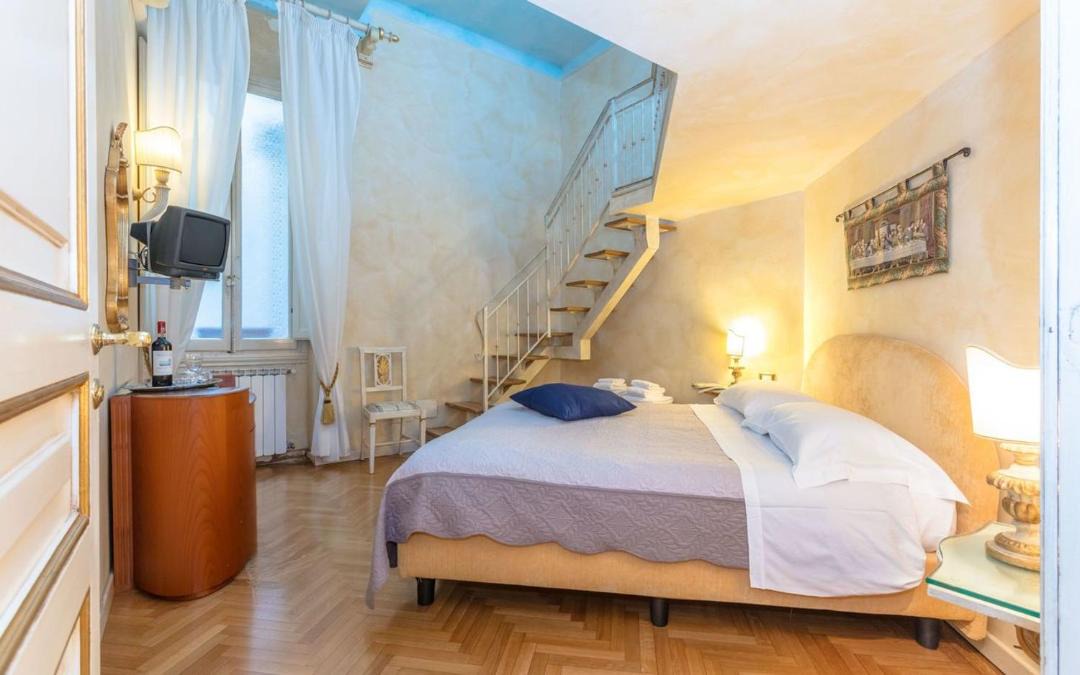 Photo of Bedroom in Duomo